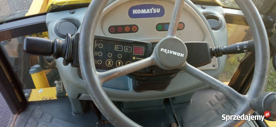 Koparkoładowarka Komatsu WB97R2A 2003r Rok produkcji 2003 Gotkowice