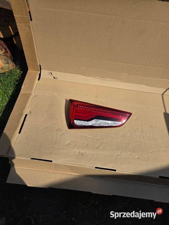 Lampa lewa lewy tył tylna Audi A1 8XA 20142018