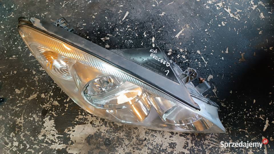 Lampa przednia prawa przód Kia Pro Ceed Europa małopolskie Radłów