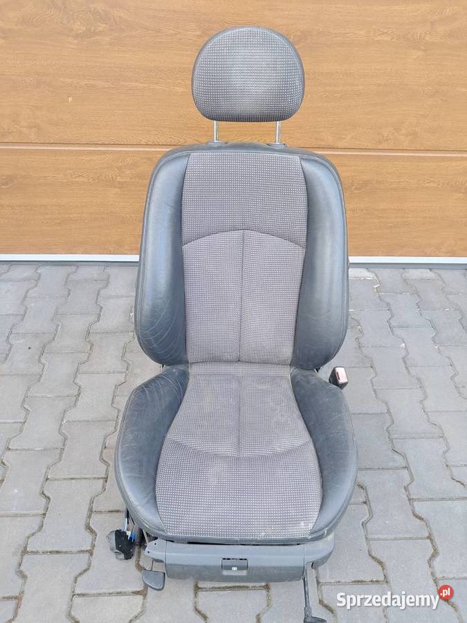 Mercedes w211 Fotel przedni Rok produkcji 2003 Miedziana Góra