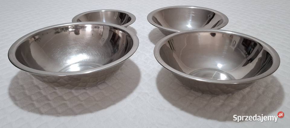 Zestaw czterech metalowych misek 1623 47 4 śląskie Czeladź