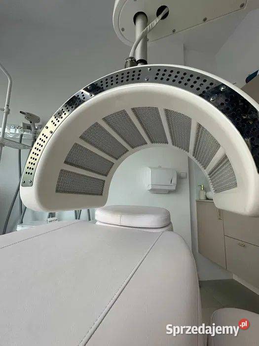 Dermalux TriWave MD profesjonalna lampa LED do Warszawa