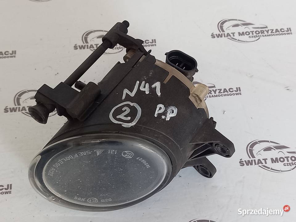 VOLVO C30 07r halogen prawy 31213176 Oświetlenie świętokrzyskie Kielce