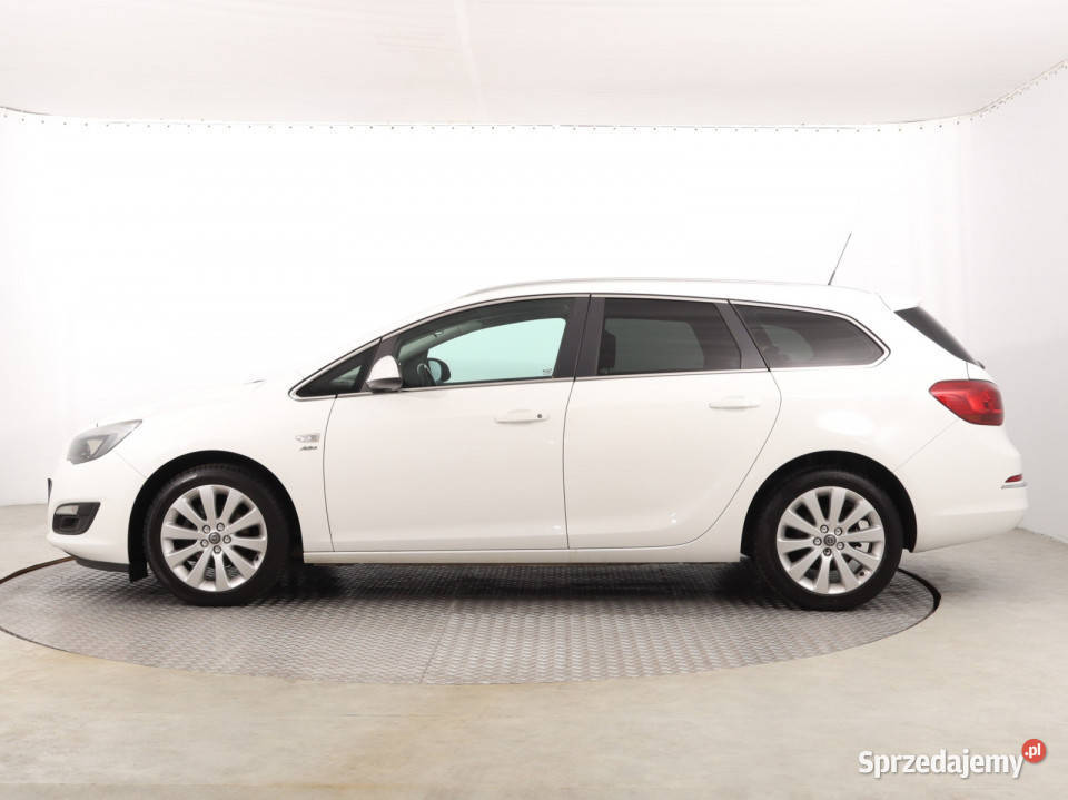 Opel Astra 14 T podgrzewane fotele śląskie Katowice