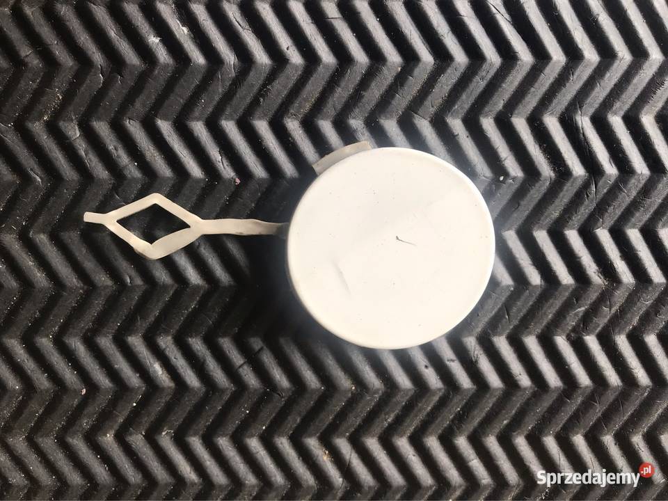 Zaślepka przedniego zderzaka Peugeot 208 części blacharskie małopolskie Winiary sprzedam