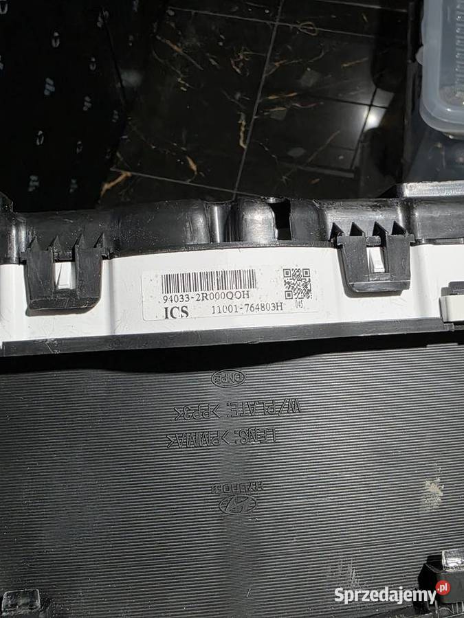 Hyundai i30 I FD 2010 licznik zegary ramka Rok produkcji 2010 Deski rozdzielcze, konsole Pionki