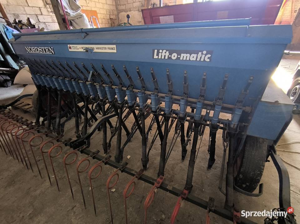 Siewnik do zboża Nordsten Liftomatic 27m Maciejowice
