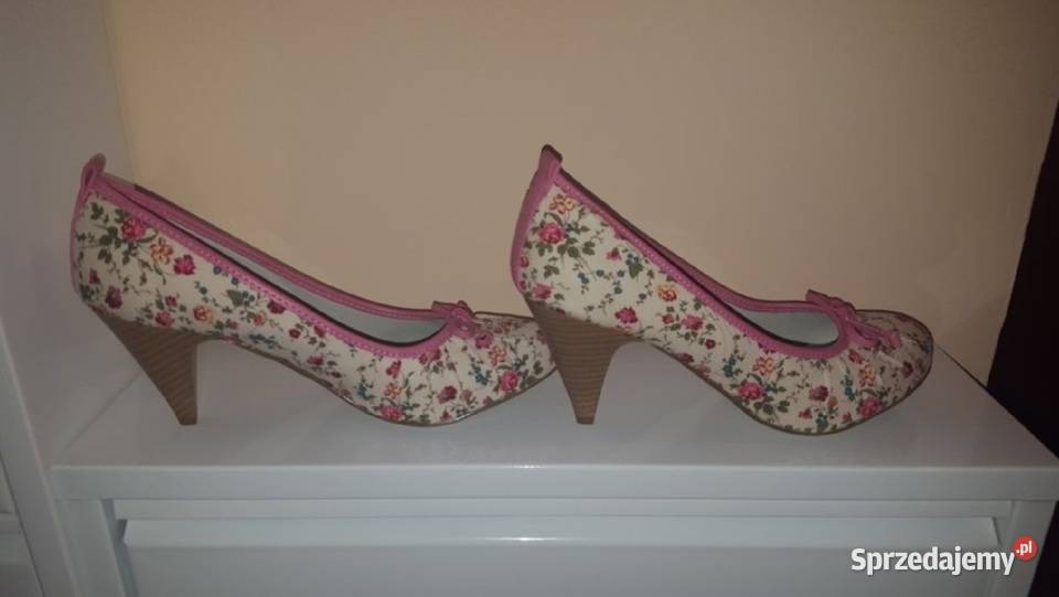 Buty tamaris Stalowa Wola sprzedam