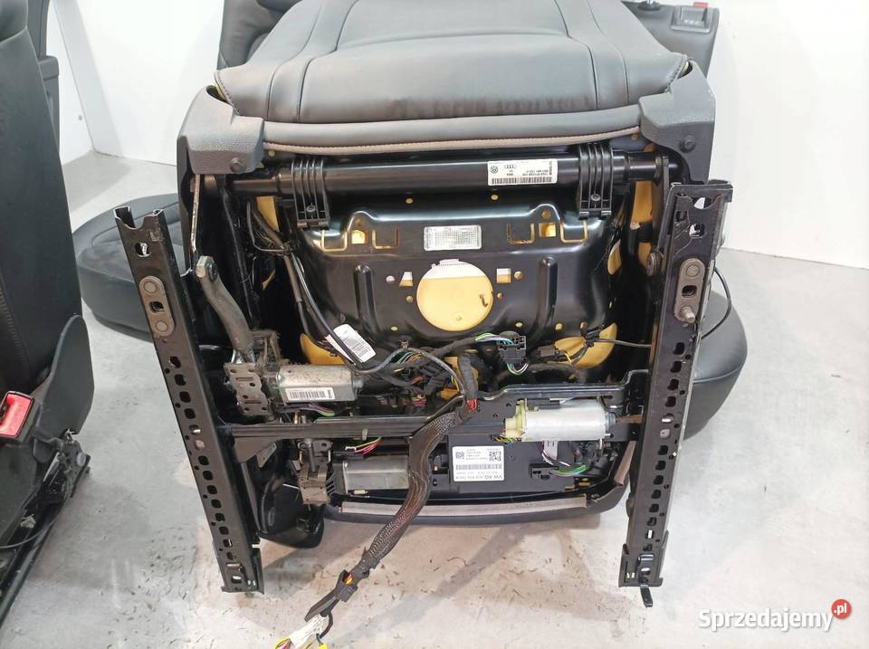 FOTELE KANAPA BOCZKI GRZANE ELEKTRYCZNE KOMBI sprzedam