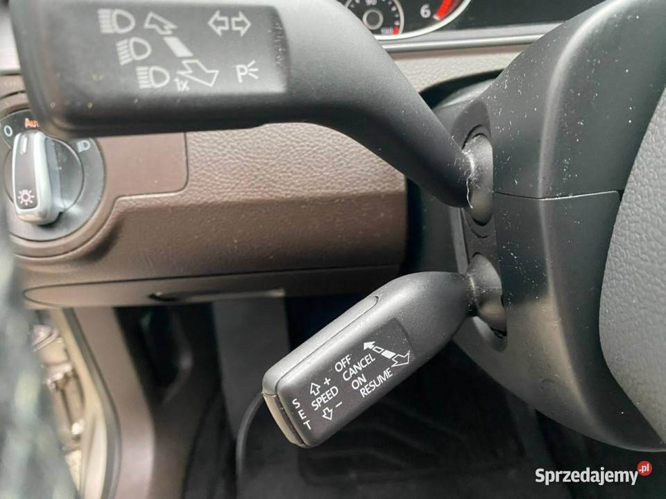 Volkswagen Passat LED bixenon tempomat PDC navi śląskie sprzedam