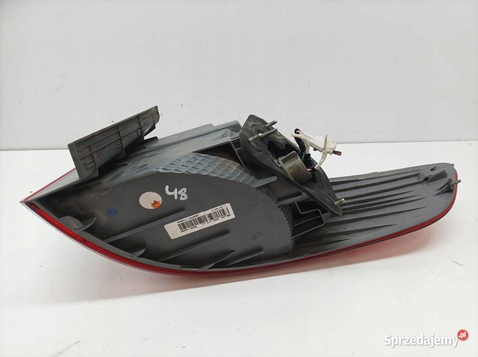 LAMPA TYŁ LEWA AZJA RUS K2 924014X000 Kia Rio