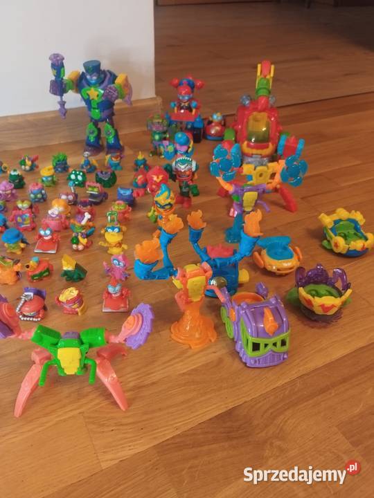 Figurki Super Things duży zestaw Ząbki