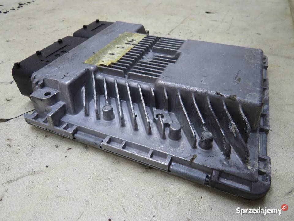 KOMPUTER STEROWNIK SILNIKA AUDI Q5 8R 32 FSI