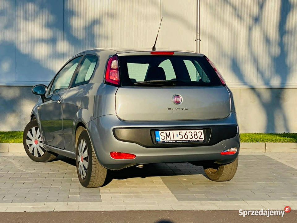 Fiat Punto Evo Fiat Punto Evo 12 Benz serwisie VAT marża