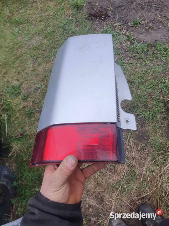 Blenda nakładka narożnik lampa lewy tył Opel