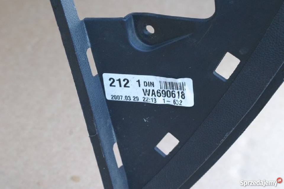 HYUNDAI GETZ LIFT KONSOLA DESKA ROZDZIELCZA 05 Wyposażenie wnętrza Bieleń sprzedam