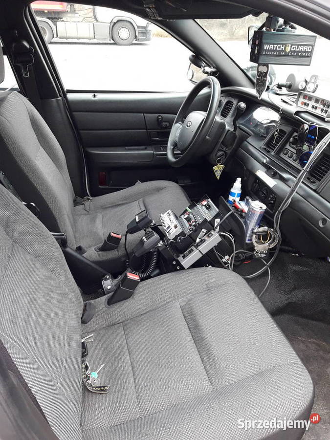 Ford Crown Victoria Police Interceptor CVPI P71 4600cm3 Bałtów