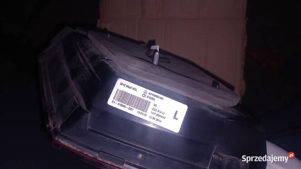 Lampa tylna w klapę lewa strona Mercedes W212 Inowrocław
