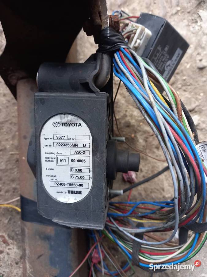 hak toyota mazda Pozostałe Wysoka Strzyżowska