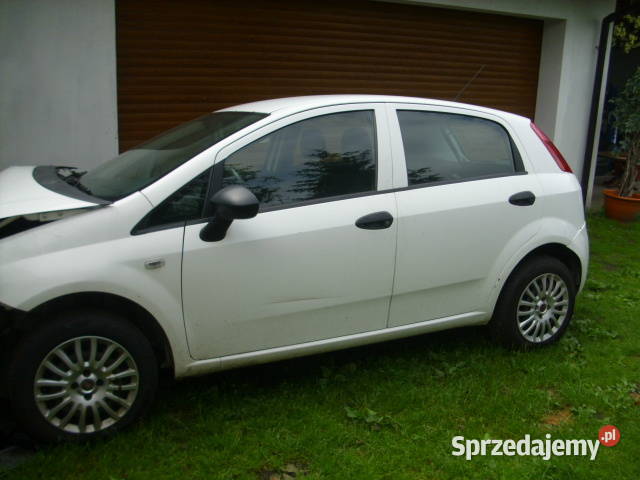 Fiat Grande Punto 13 jtd 5D dach osobowe Buczek