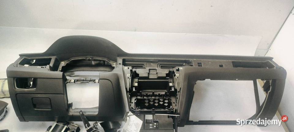DESKA KOKPIT VOLKSWAGEN PASSAT B8 PODUSZKA PASY Lipno
