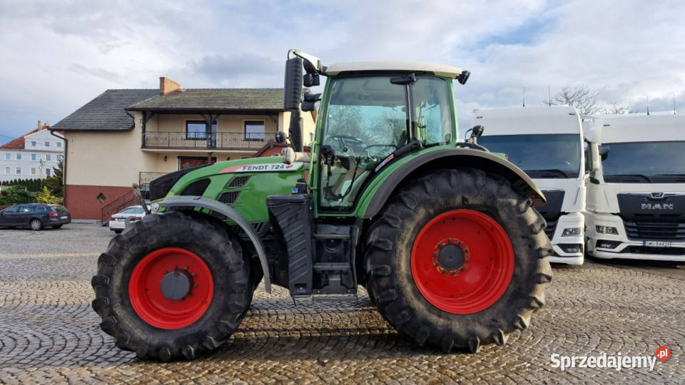 ciągniki Fendt 724 VARIO Fendt 724 Vario Klima Głogówek sprzedam