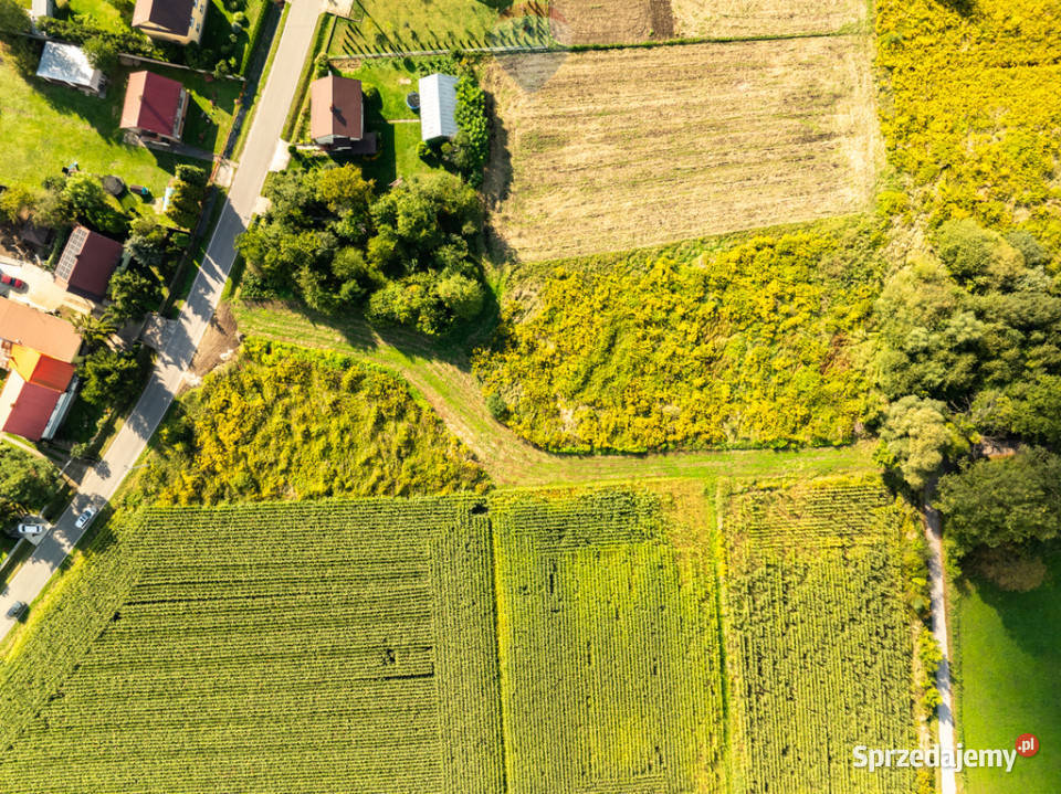 Płaska prostokątna działka 33 do Krakowa