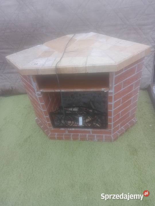 Kominek elektryczny drewniany ceglany ozdobne