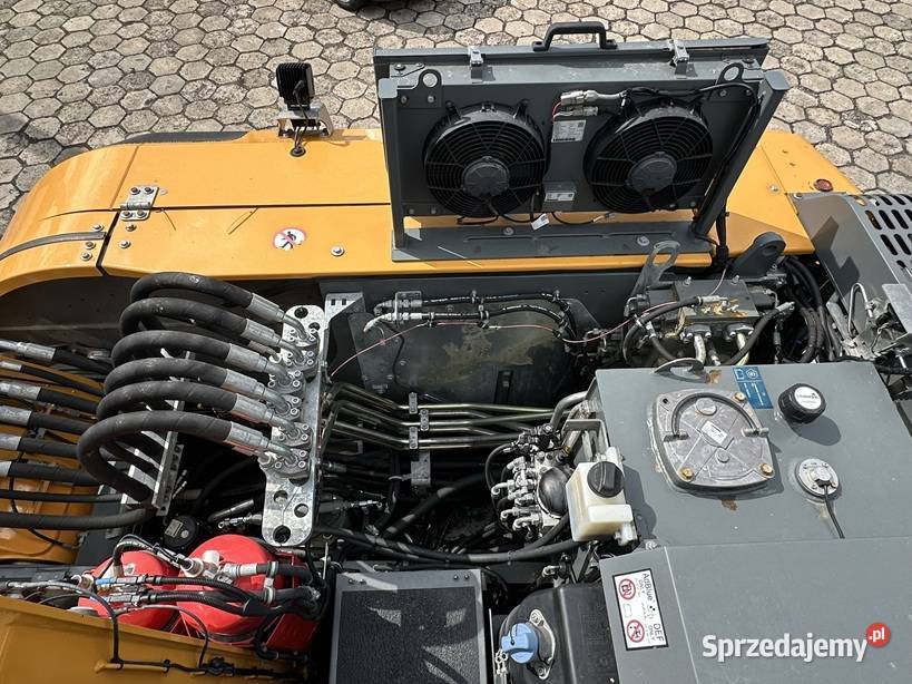 KOPARKA PRZEŁADUNKOWA LIEBHERR LH22M pełny VAT Tuliszków
