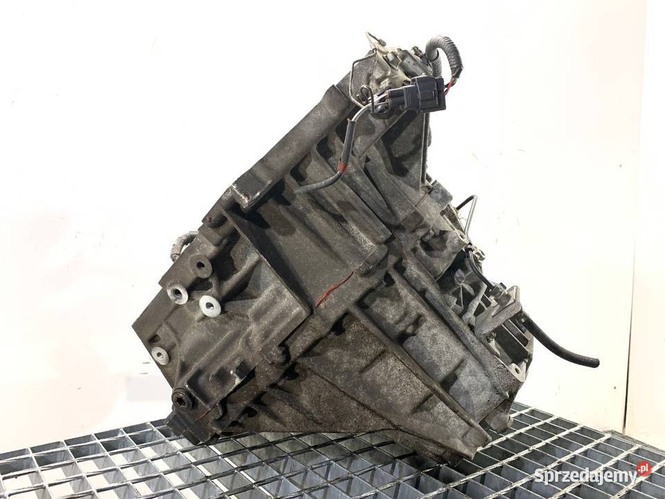 SKRZYNIA BIEGÓW TOYOTA YARIS II 13 100 0514 osobowe sprzedam