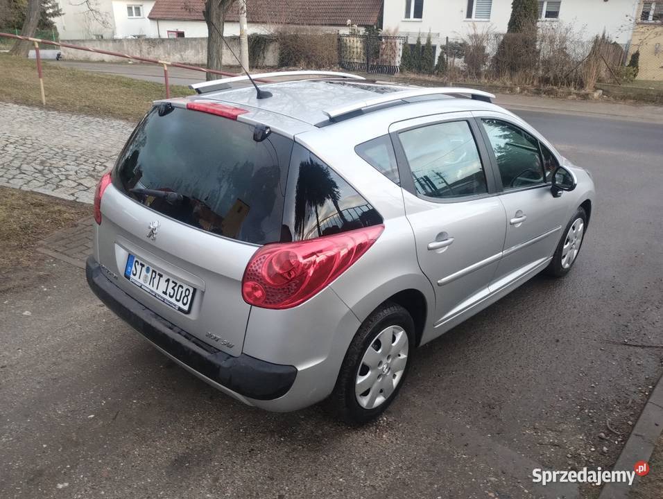Peugeot 207SW 14 benzyna 2009 134 przebieg Świdnica