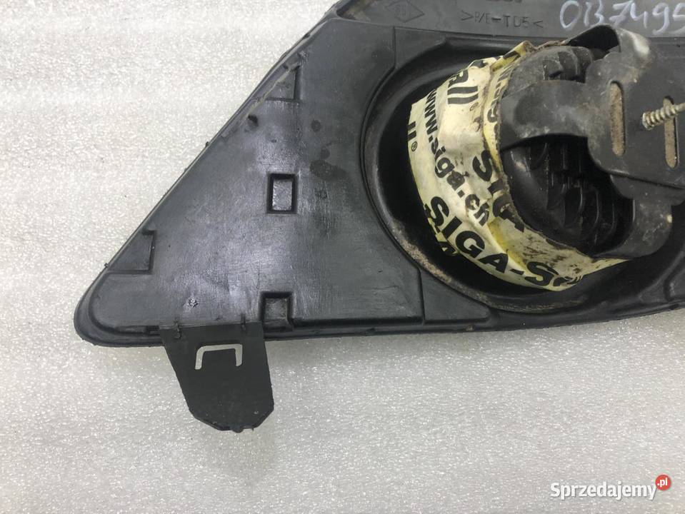 KRATKA ZDERZAKA PRAWA RENAULT TWINGO II