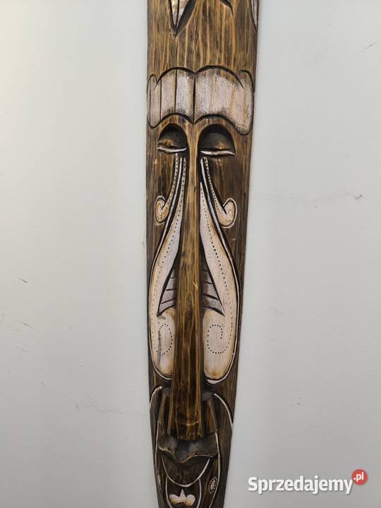 Piękna maska etniczna wisząca Łódź