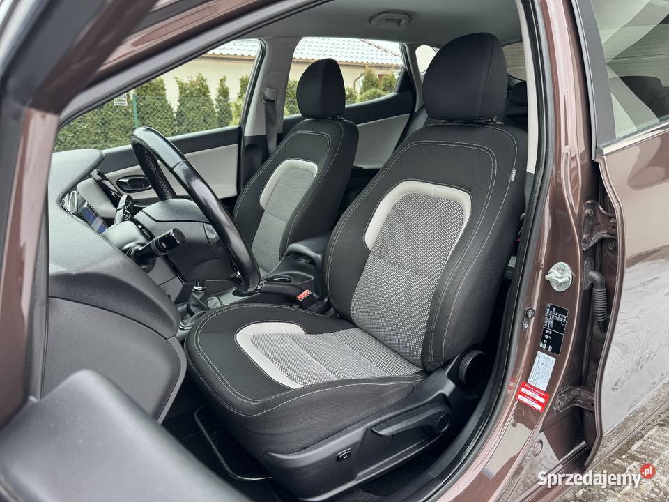 Kia Ceed 16 BENZYNA Klimatronik Nawigacja Kamera kurtyny powietrzne Konin