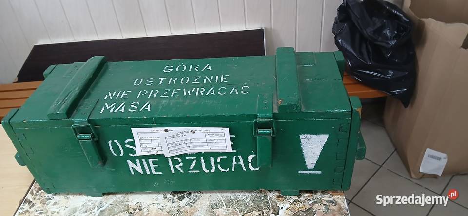 Lampa elektronowa LO401 w skrzyni Skierniewice