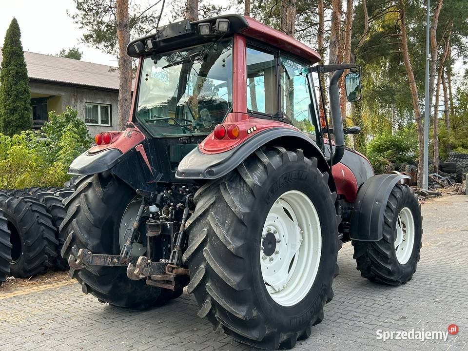 Valtra T130 TUZ Sisu Valmet T121 6100 Sisu MF Laskowiec