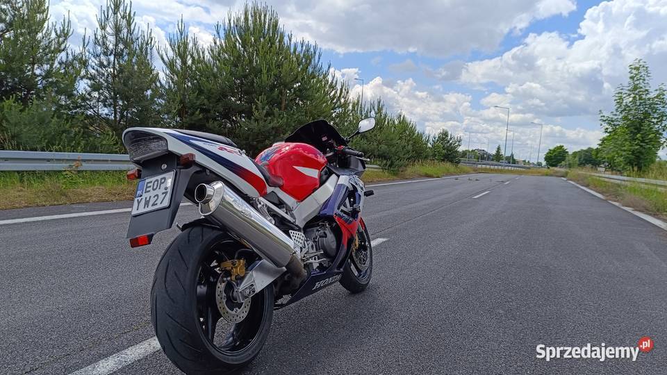 Honda CBR 929 piękny stan Zamienię Lubochnia