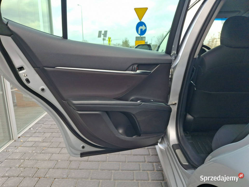 Toyota Camry Polski Salonserwis ASO Vat marża IX 218KM