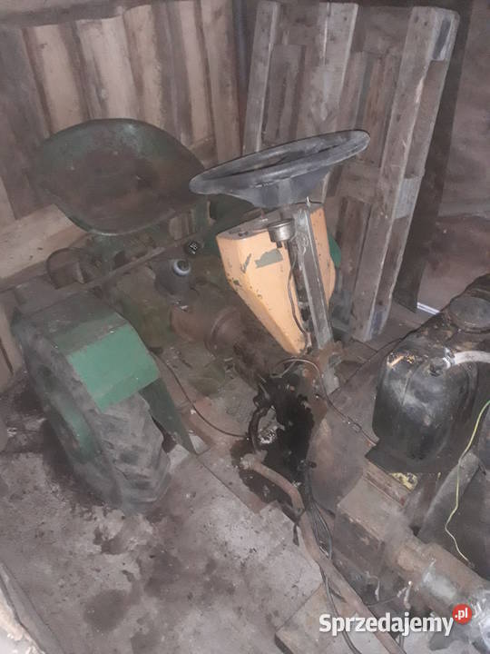 Traktorek Sam Dzik papaj Silnik Robur Łódź