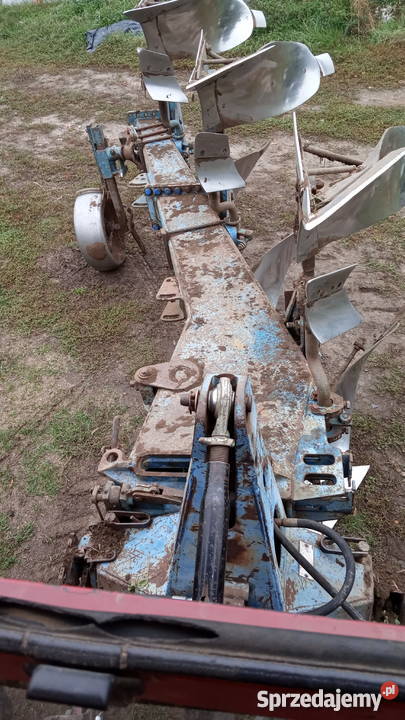 Pług obrotowy 3 skibowy Ransomes Pakość