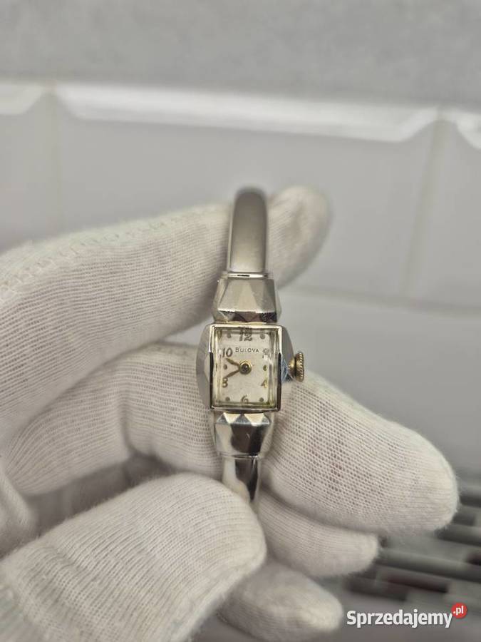 egarek Bulova model Amerykańska dziewczyna1953r Damskie