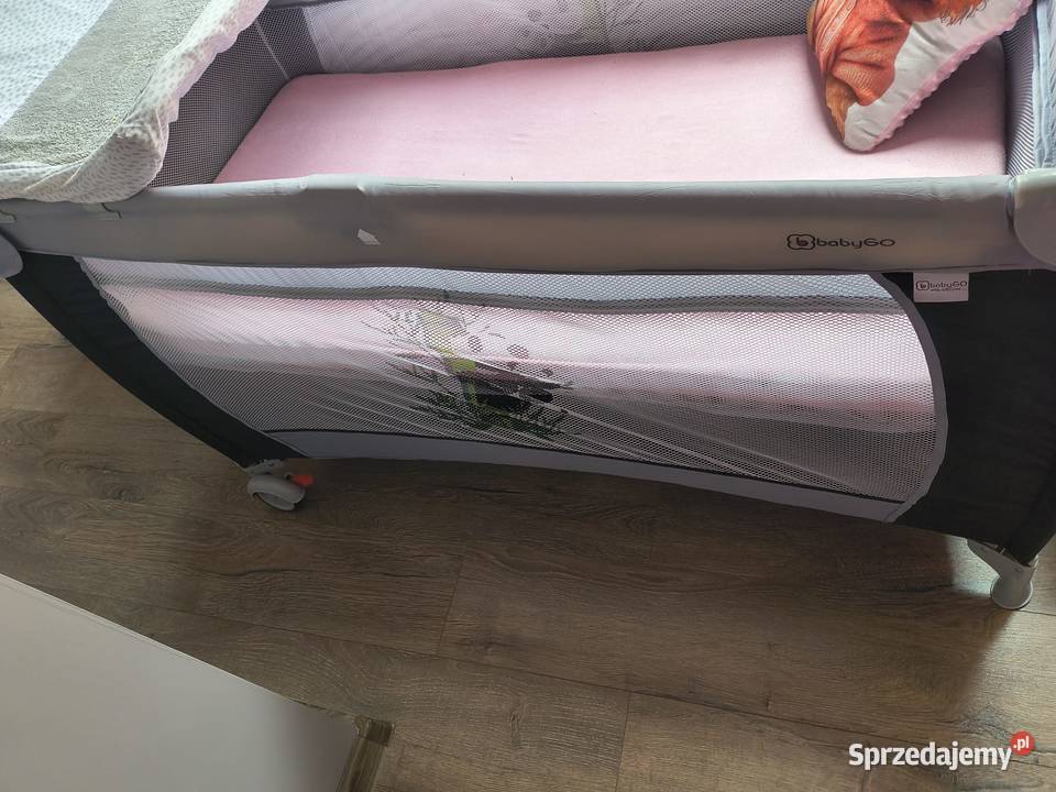Łóżeczko turystyczne 2poziomowe z przewijakiem i