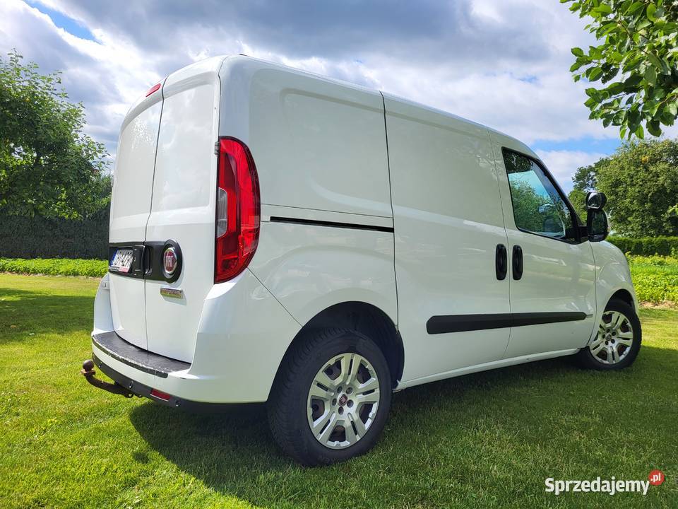 Fiat Doblo 13 MultiJet 90 VAT1 2015 Faktura VAT Jakubowice Konińskie