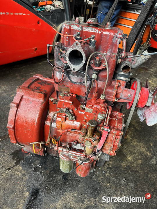silnik ciągnik rolniczy C330 silnik URSUS C330 Działoszyn