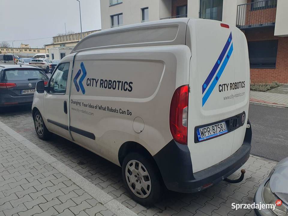 Syndyk sprzeda Fiata Doblo z 2016 r Warszawa