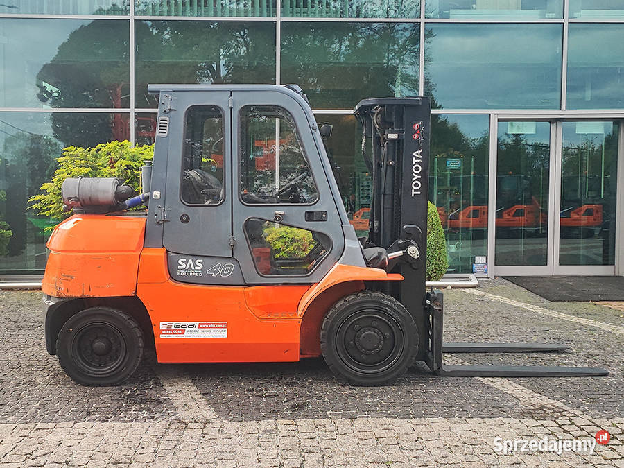 Wózek widłowy Toyota 027FDF35 triplex 43 m Kęty