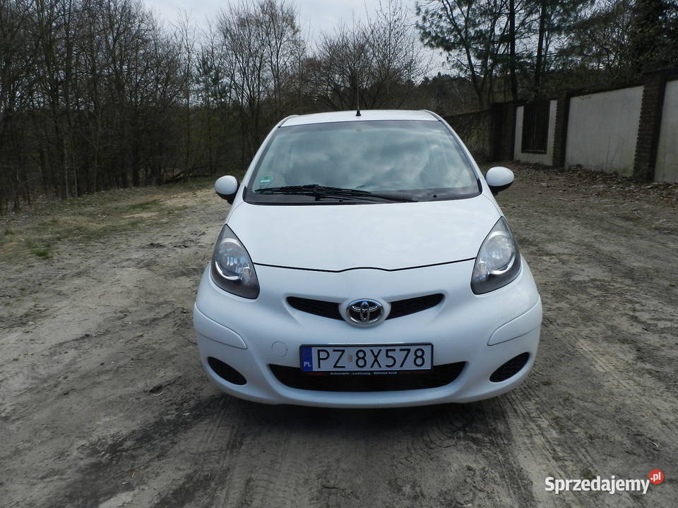 Toyota Aygo I mała tania niezawodna BEZ RDZY radio wielkopolskie Puszczykowo sprzedam