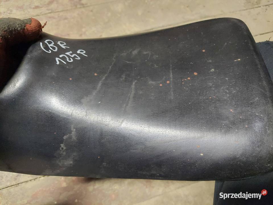 Honda CBR 125R jc34 siedzenie przednie przód sprzedam