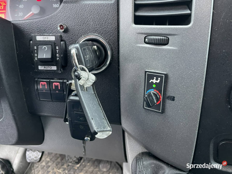 Volkswagen Crafter Autobus 23 osoby Klima Nawi Syców