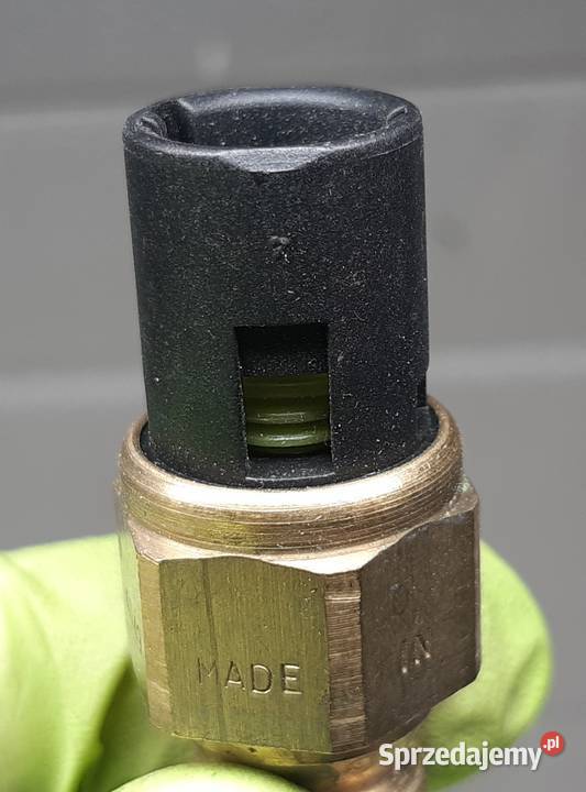 CZUJNIK TEMPERATURY WODY RENAULT R5 R9 R19 R21 Części sprzedam